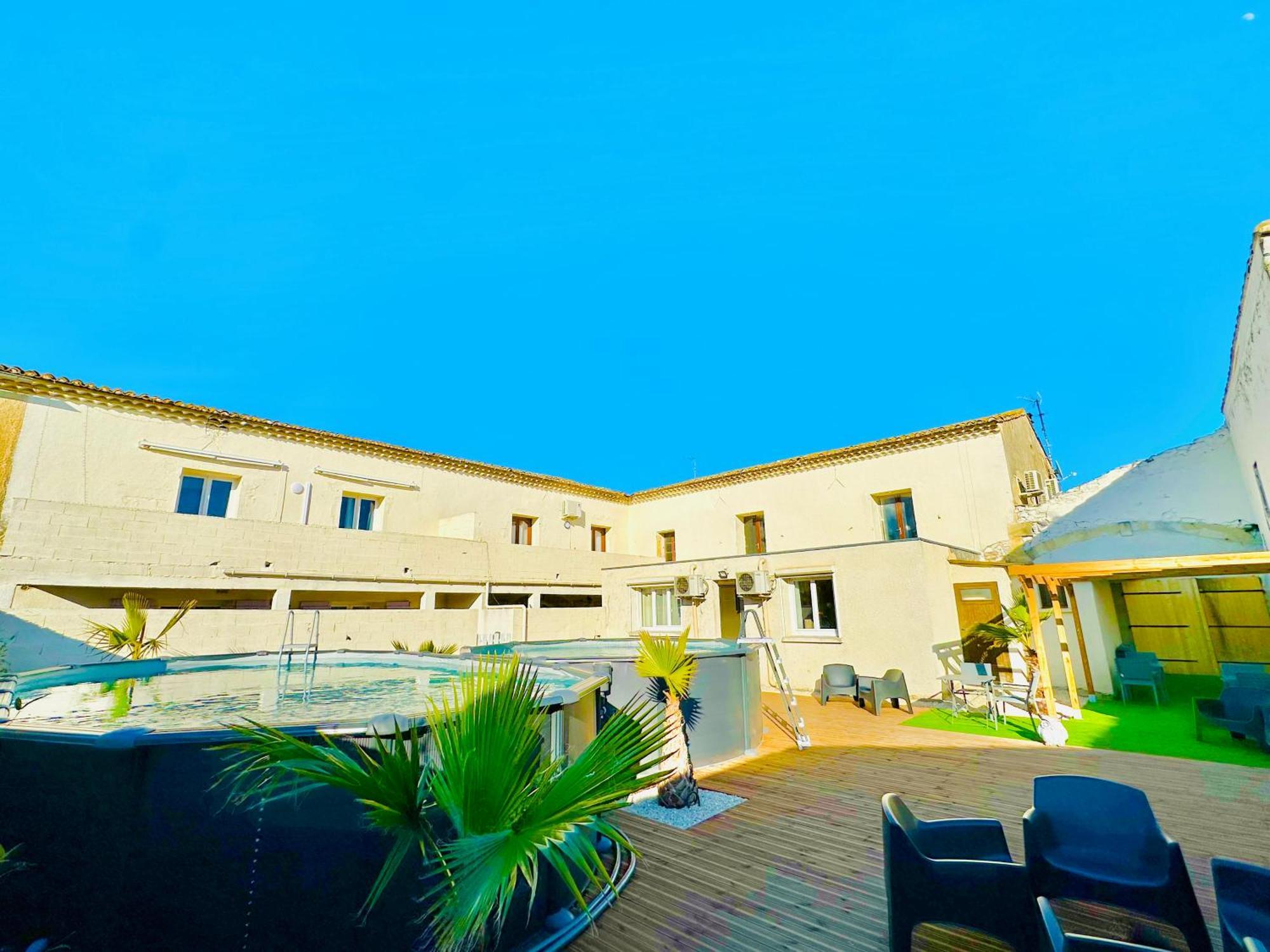 Les Appartements Du Mas - Emeraude Aigues-Mortes Exterior photo