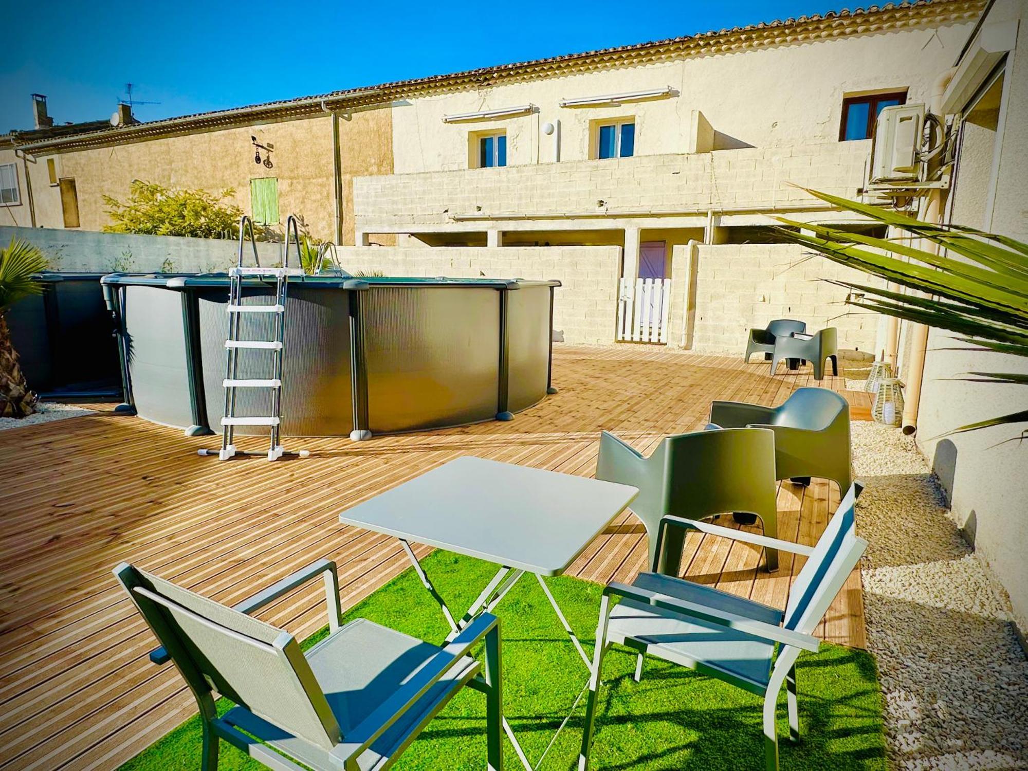 Les Appartements Du Mas - Emeraude Aigues-Mortes Exterior photo